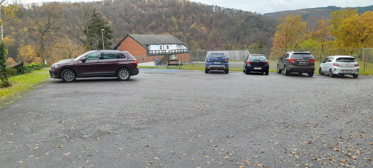 Le Sentier Des Lavandes Vresse-sur-Semois Bagian luar foto