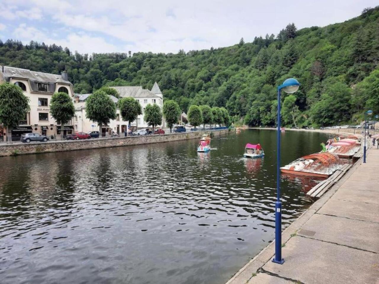 Le Sentier Des Lavandes Vresse-sur-Semois Bagian luar foto