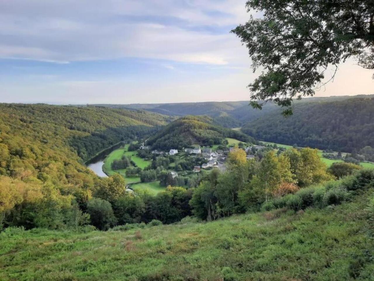 Le Sentier Des Lavandes Vresse-sur-Semois Bagian luar foto
